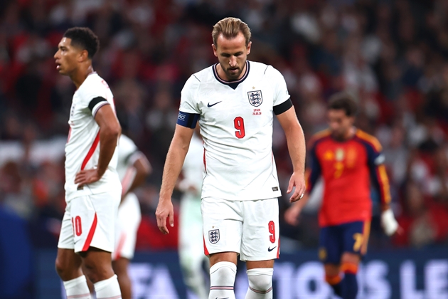Tuyển Anh thua đau T&acirc;y Ban Nha tại Wembley. Ảnh:  EPA/TOLGA AKMEN