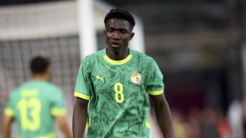 Ảnh bài viết Chelsea hay Liverpool thực sự cần Lamine Camara hơn?