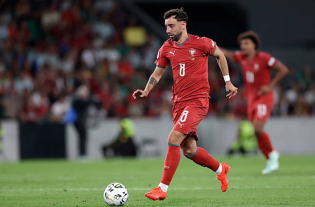 Bruno Fernandes chấn thương trong đợt tập trung ĐTQG tháng 9. Ảnh:Eric Verhoeven/Soccrates/Getty Images