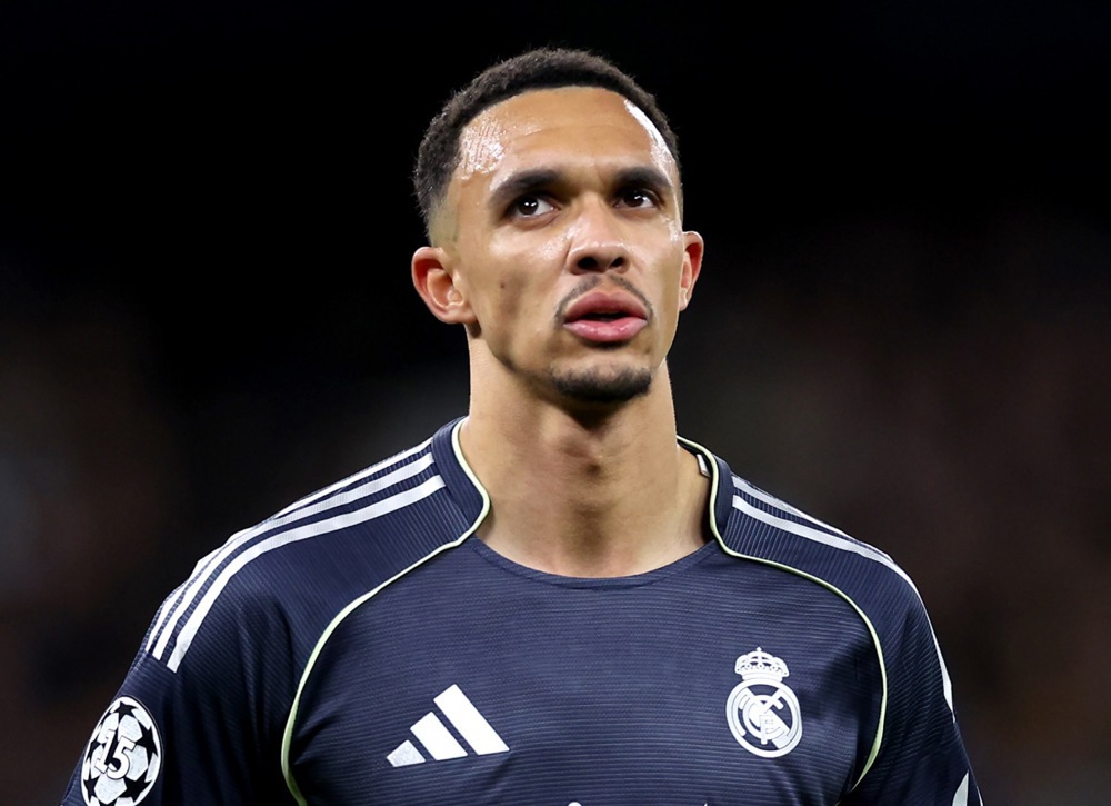 Alexander-Arnold vẫn muốn tiếp tục gắn bó với Real. Ảnh: EPA/ADAM VAUGHAN.