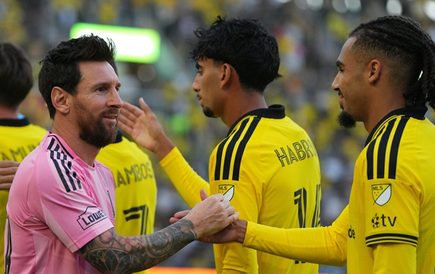 Ảnh bài viết Messi chạm mốc 76 bàn sút phạt, áp sát kỷ lục thế giới