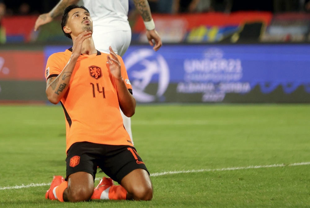 Tijjani Reijnders &ndash; 7/10.&nbsp;Reijnders mang đến sự cơ động v&agrave; khả năng đưa b&oacute;ng l&ecirc;n ph&iacute;a trước, gi&uacute;p H&agrave; Lan t&igrave;m c&aacute;ch ph&aacute; vỡ h&agrave;ng ph&ograve;ng ngự thấp của Serbia. Ảnh: EPA.