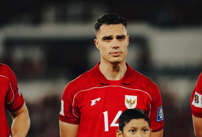 Joey Pelupessy tự tin đối đầu Malaysia bất chấp &aacute;p lực. Ảnh: Instagram cầu thủ