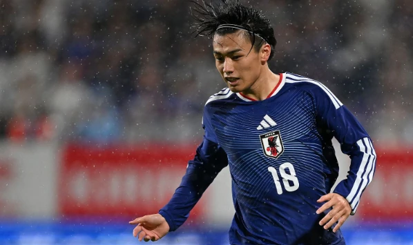 Ayase Ueda h&oacute;a người h&ugrave;ng của Nhật Bản. Ảnh:  Kenta Harada/Getty Images.