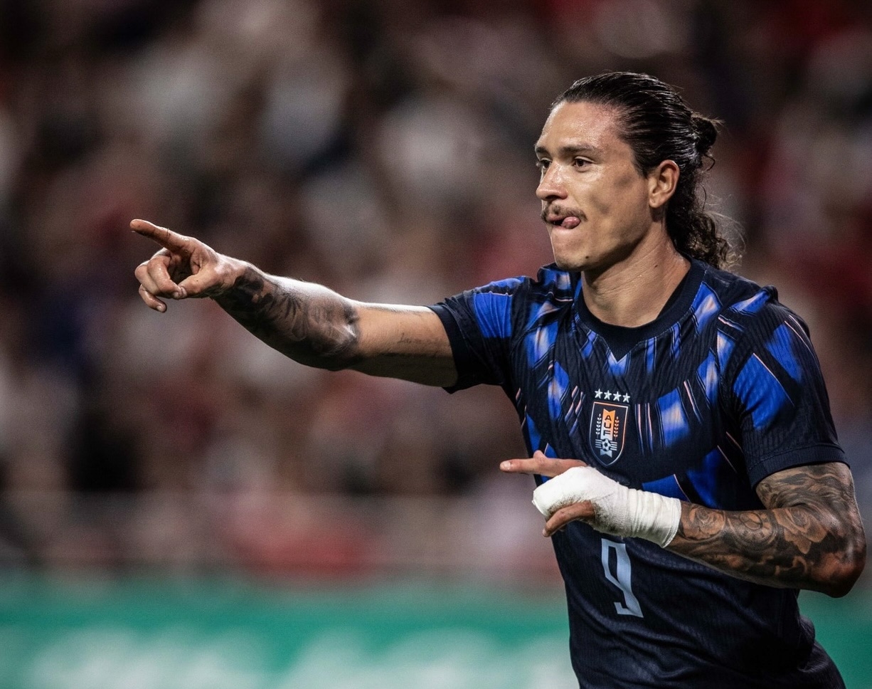 Ảnh bài viết Darwin Nunez chói sáng, Uruguay đè bẹp Hàn Quốc 4-1