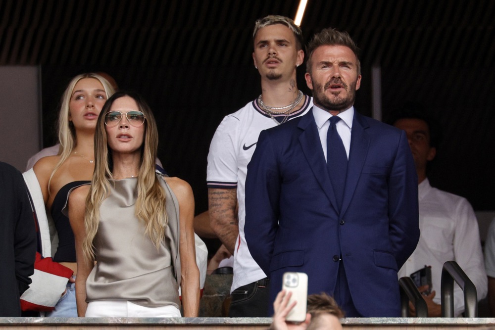 Gia đ&igrave;nh Beckham xem trận đấu ở World Cup. Ảnh: EPA.