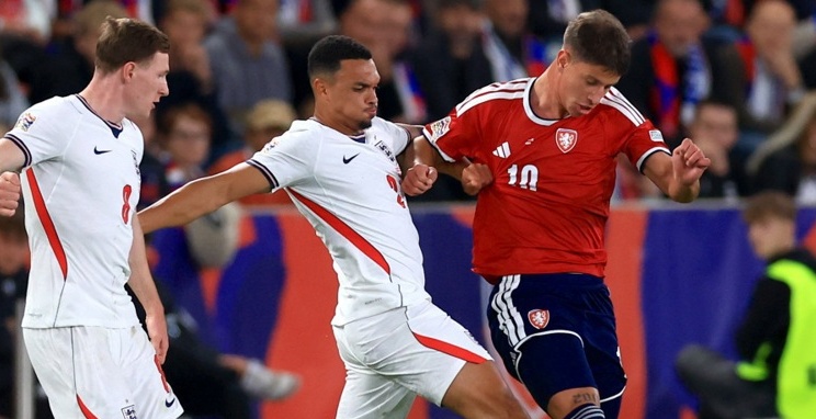 Ảnh bài viết Đã đến lúc Tuchel tin dùng Trent Alexander-Arnold