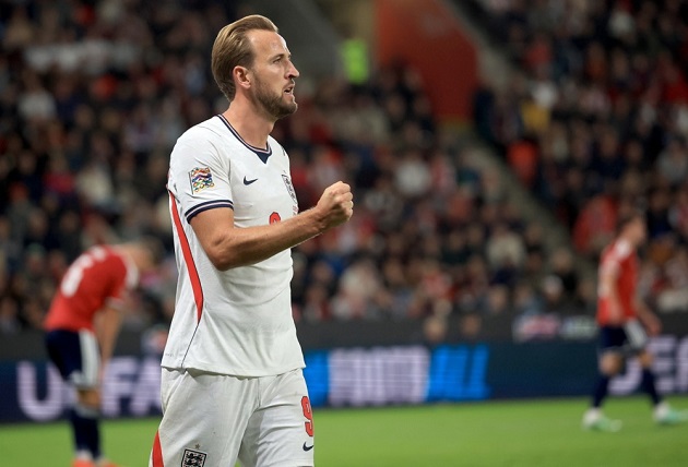 Harry Kane - 7: Chơi khá chậm chạp và mờ nhạt trong phần lớn thời gian, nhưng sau đó vẫn lên tiếng bằng bàn thắng kết liễu trận đấu. Một tiền đạo đẳng cấp. Ảnh: EPA.
