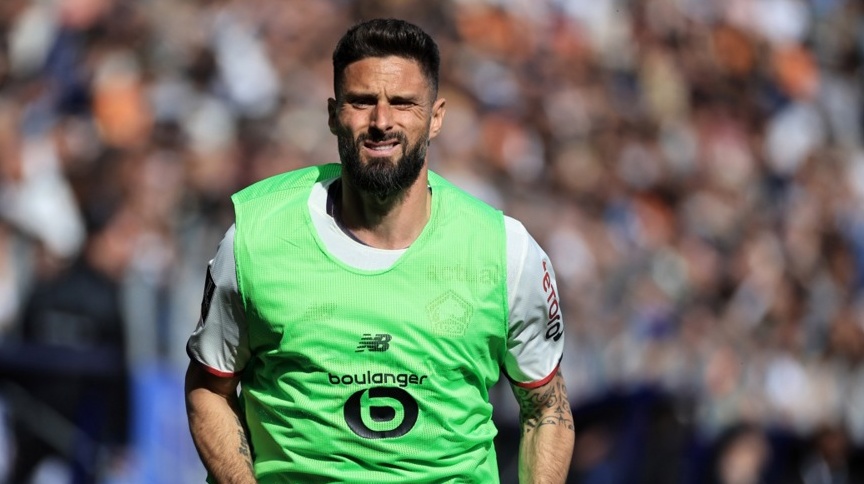 Giroud chuẩn bị treo giày. Ảnh: EPA.