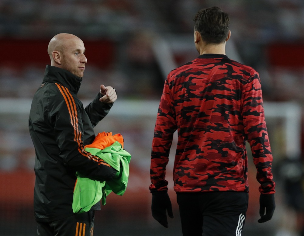 Ảnh bài viết Nicky Butt muốn tước danh hiệu Man City, khuyên MU từ chối nhận lại cúp vô địch