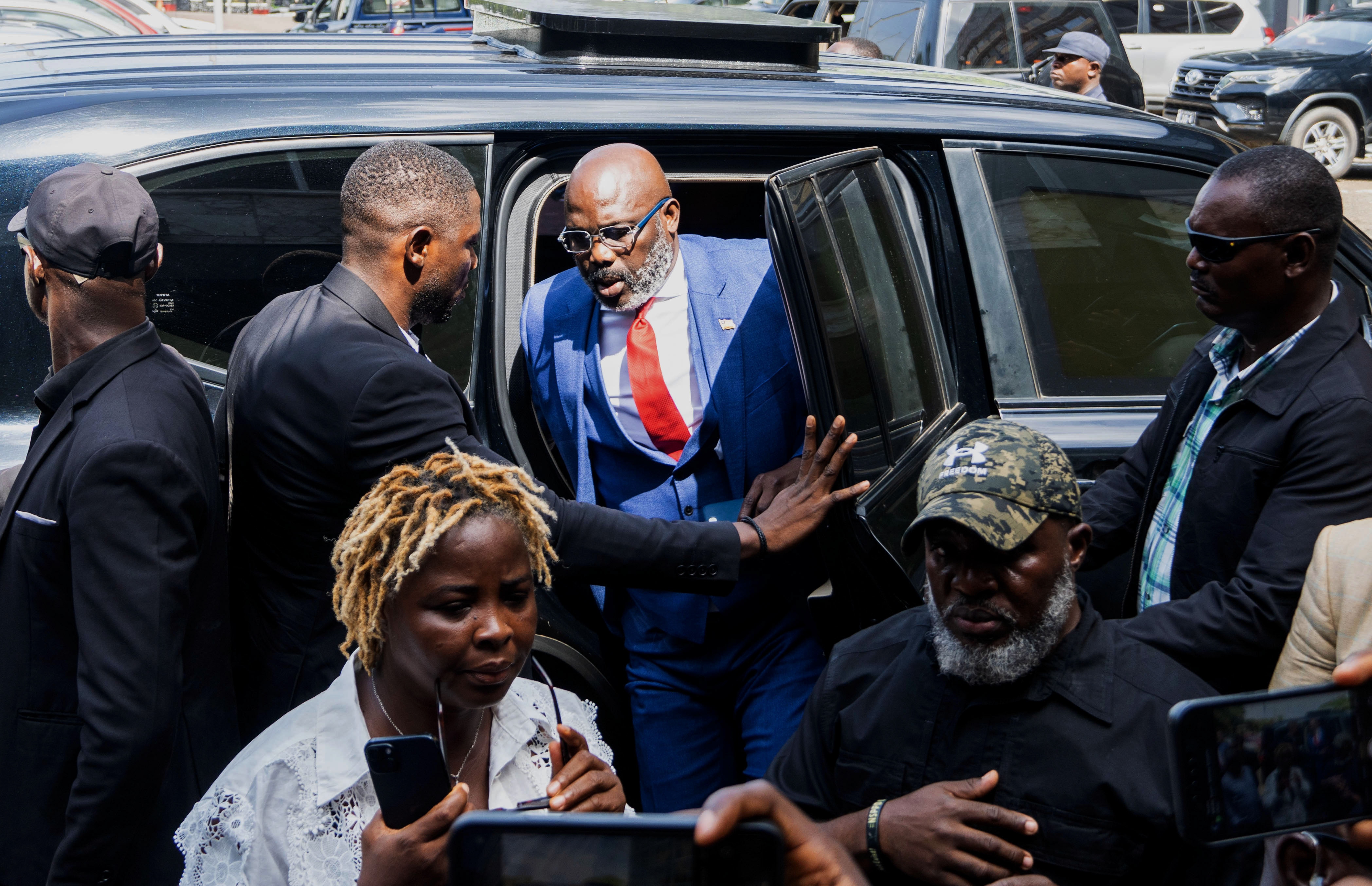 Weah tiếp tục hành trình phụng sự Liberia sau bóng đá. (Ảnh: EPA Images)
