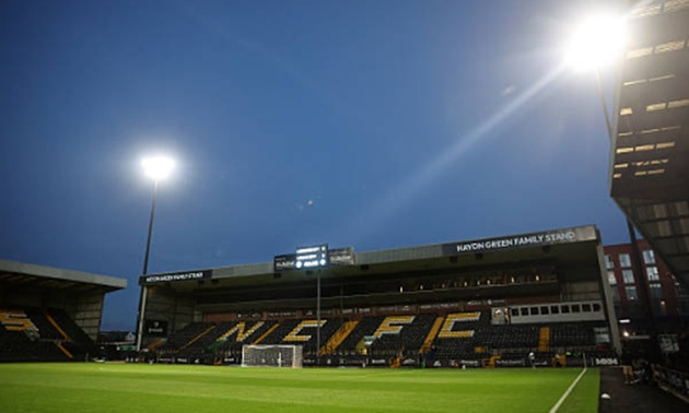 Nottingham n&acirc;ng cấp s&acirc;n City Ground. (Ảnh: Plumb Images/Getty Images)