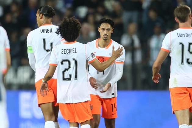 Ảnh bài viết Thoát thua Hy Lạp, Hà Lan duy trì chuỗi bất bại Nations League