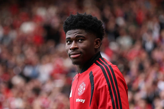 Người hâm mộ Man United chờ ngày Carlos Baleba chính thức ra mắt để vơi nỗi nhớ Casemiro. Ảnh: Dan Mullan/Getty Images