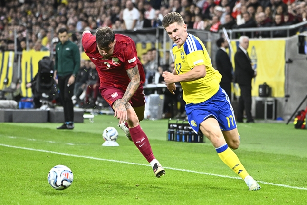 Ảnh bài viết Gyokeres thấu hiểu cảnh dự bị giữa dàn sao Arsenal