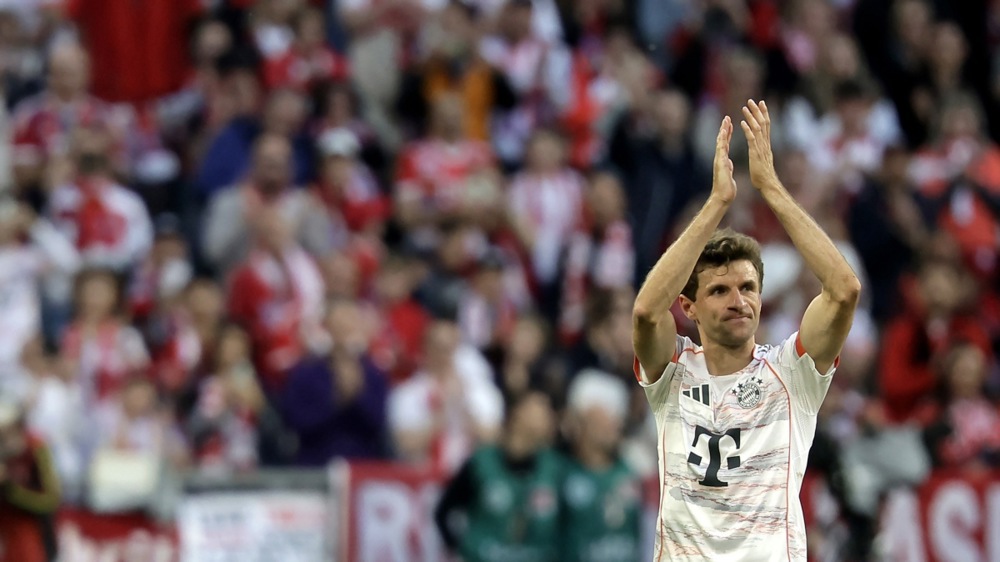 Ảnh bài viết Thomas Muller và lời đề nghị hơn 100 triệu euro từ Man Utd năm 2015