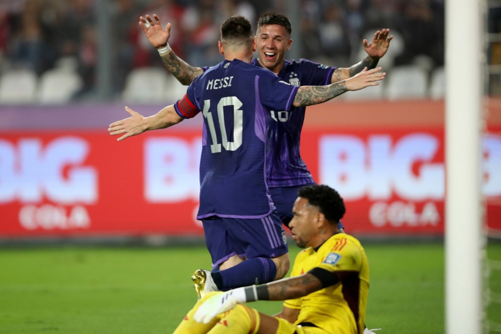 Ảnh bài viết Giành chiến thắng đậm, Enzo gửi lời tri ân tới Messi