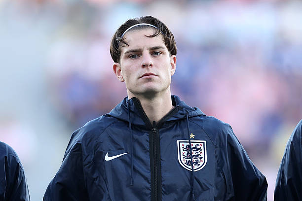 Ảnh bài viết Alex Scott tỏa sáng phơi bày sai lầm lớn của Thomas Tuchel