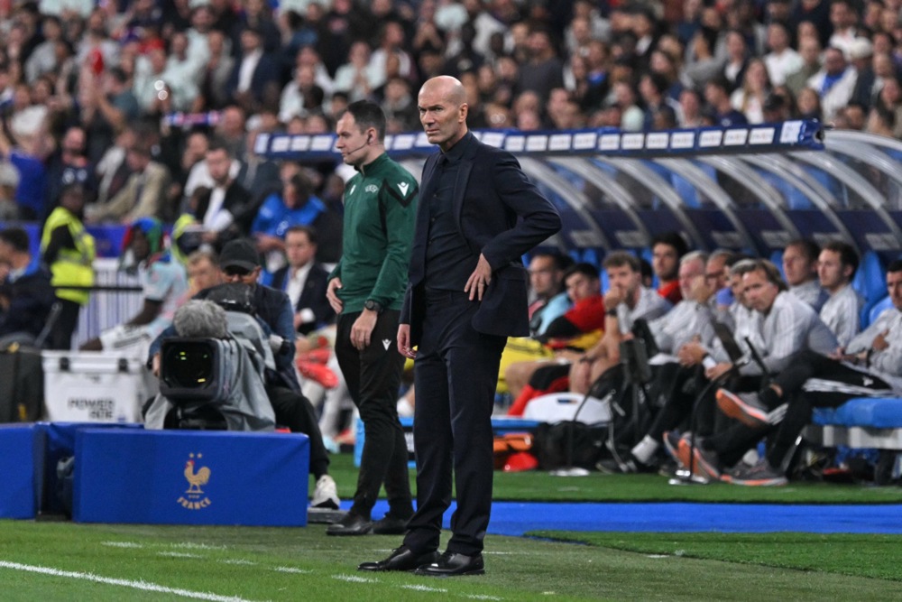 Zidane tiếp tục cho thấy sự mát tay trong nghiệp HLV. Ảnh: EPA.