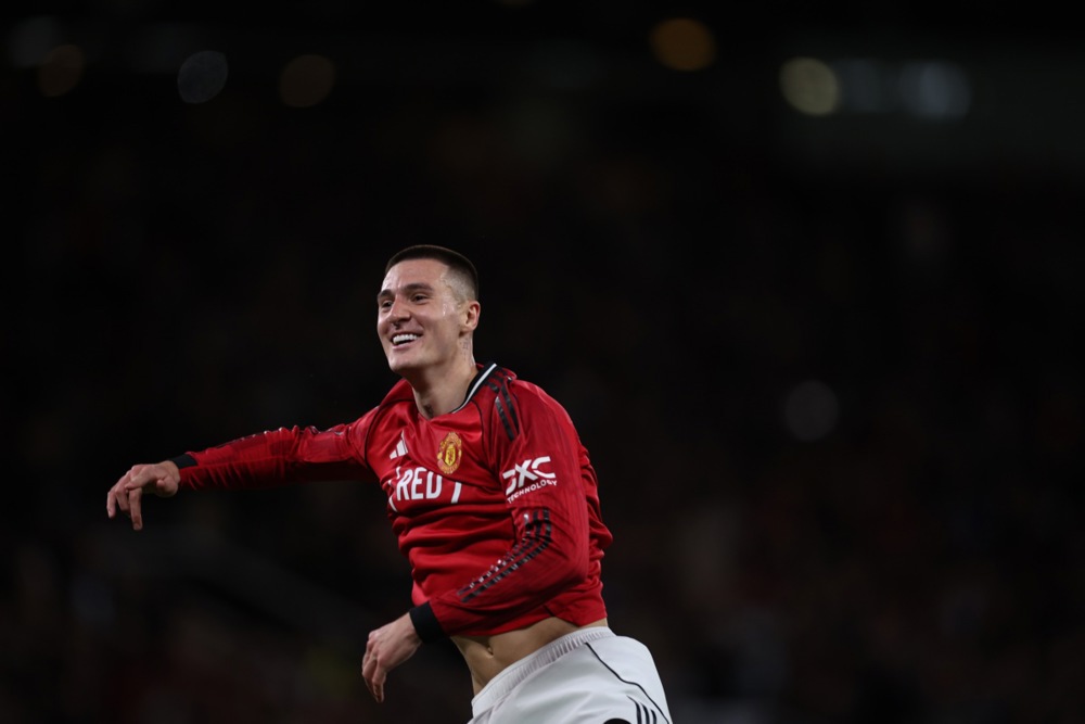 Ảnh bài viết 2 ông lớn châu Âu muốn thâu tóm Sesko từ Man Utd