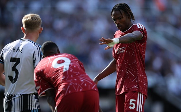 Ảnh bài viết Liverpool lo chấn thương của Jacquet trước đại chiến Man City