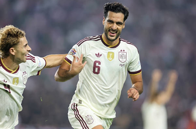Mikel Merino (9/10): (Vào thay Baena phút 46). Một màn trình diễn hoàn hảo. Merino thay đổi toàn bộ cục diện với những pha xâm nhập vòng cấm, trực tiếp ghi bàn gỡ hòa ở phút 61 và tung đòn kết liễu mang về chiến thắng ở phút 88. (Ảnh: Sanjin Strukic/Pixsell/MB Media/Getty Images)