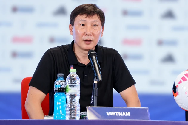 Ảnh bài viết HLV Kim Sang-sik đau đầu vì hai bài toán nhân sự trước thềm Asian Cup 2027