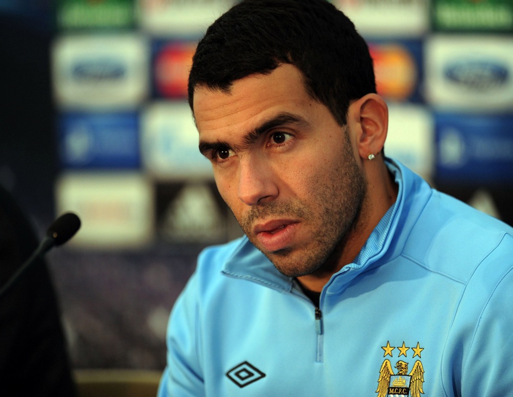 Tevez từng có giai đoạn căng thẳng với Man City. Ảnh: EPA.
