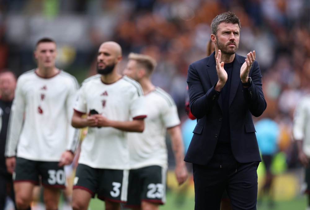 Michael Carrick cần những kết quả tích cực trên sân cỏ để cứu vãn sự nghiệp tại đội chủ sân Old Trafford. Ảnh: EPA/Adam Vaughan.
