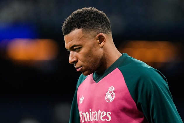 Mbappe đang khiến mọi chuyện trở nên phức tạp hơn. Ảnh: EPA.