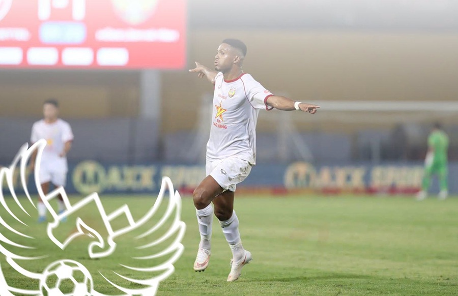 Passira đã lập cú đúp quyết định. Ảnh: Hà Tĩnh FC.