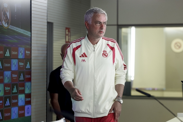 Ảnh bài viết Thử thách sinh tử của Mourinho trước thềm Siêu kinh điển