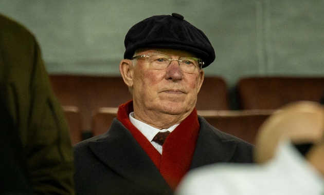 Sir Alex tiếc vì không thể thuyết phục Pep đến Man Utd. (Ảnh: EPA Images)