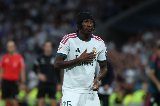 Yan Diomande chưa thể giành suất đá chính tại Real Madrid. Ảnh: EPA/KIKO HUESCA