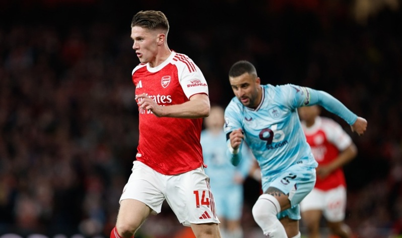 Ảnh bài viết David Seaman khuyên Arteta dùng Gyokeres thay vì Merino