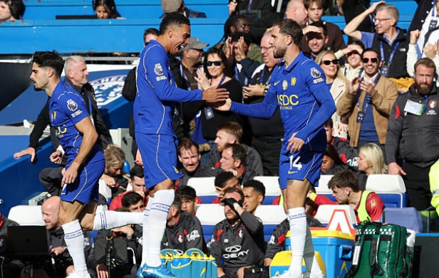 Chelsea có 2 bàn thắng khi trận đấu chỉ mới trôi qua phút thứ ba. Ảnh: Darren Walsh/Chelsea FC via Getty Images.