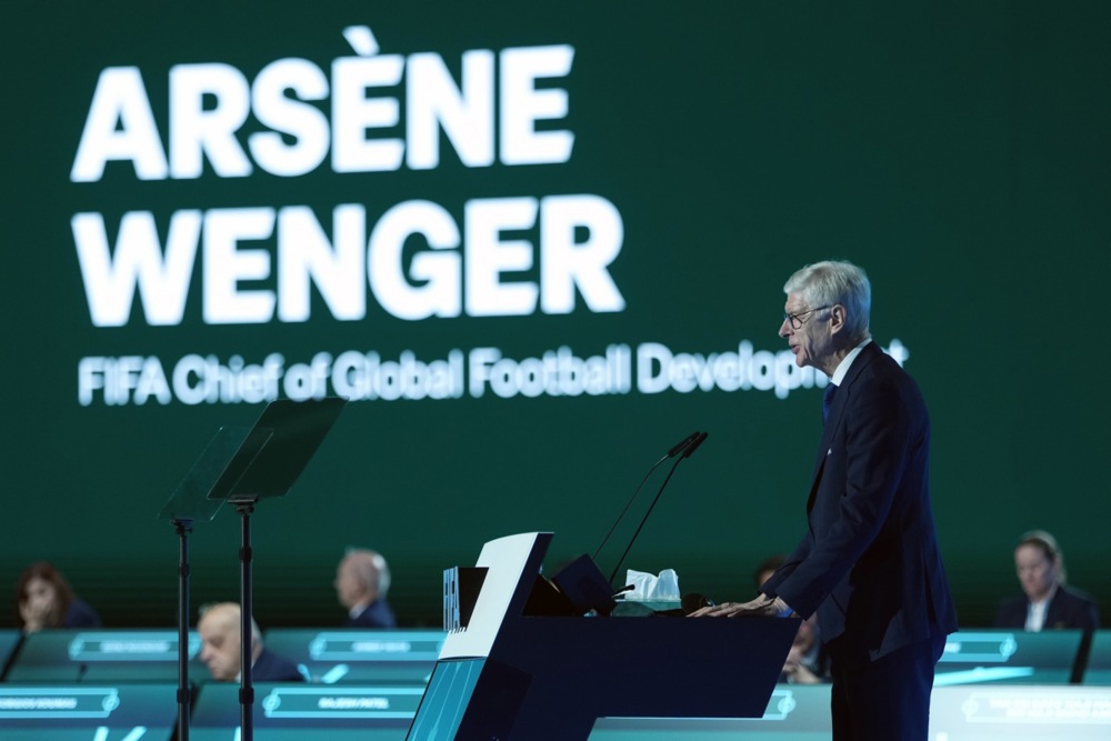 Wenger hiện giữ vai trò Giám đốc Phát triển Bóng đá Toàn cầu của FIFA. Ảnh: EPA.