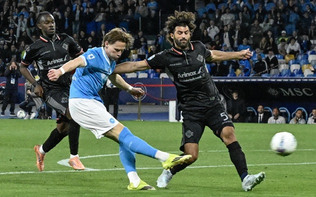 Ảnh bài viết McTominay sẵn sàng gia nhập Real Madrid theo tiếng gọi Mourinho