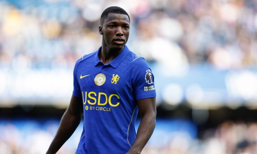 Ảnh bài viết Paul Merson gọi Caicedo của Chelsea là tiền vệ phòng ngự hay nhất