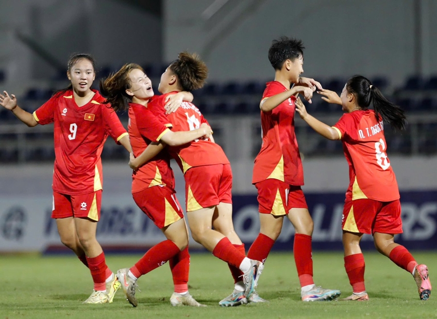 U17 nữ Việt Nam vượt qua vòng loại với thành tích toàn thắng ở bảng D. Ảnh: VFF.