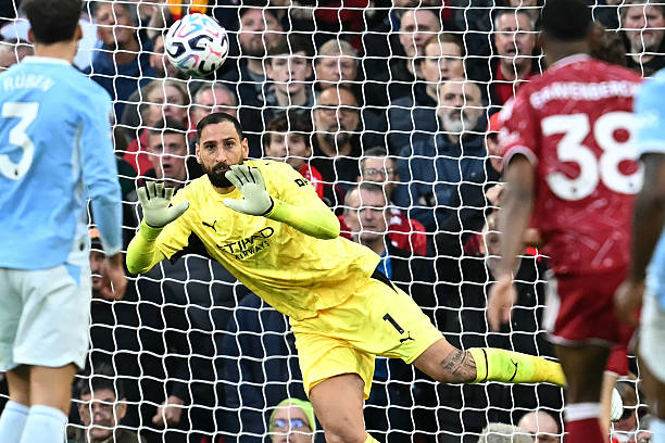 Gianluigi Donnarumma vừa cứu thua cho Manchester City.