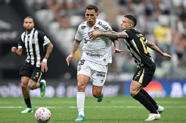 Ảnh bài viết Ghi 2 bàn phút bù giờ, Atletico-MG ngược dòng hạ Santos