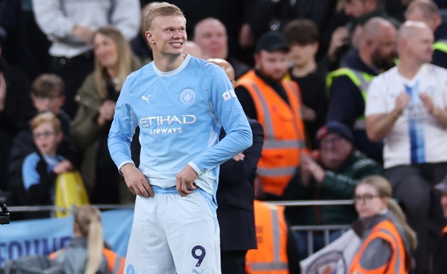 Haaland tự h&agrave;o về chiến thắng của Man City. (Ảnh: EPA Images)