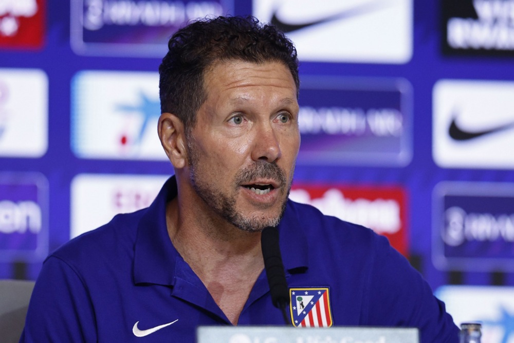 HLV Simeone đề cao sức mạnh của Man United trước thềm đại chiến ở Champions League. Ảnh: EPA Images.