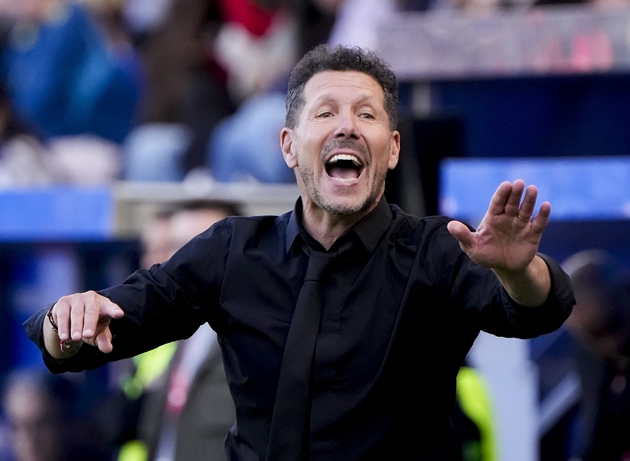 Ảnh bài viết HLV Simeone bênh vực Man Utd giữa tâm bão chỉ trích