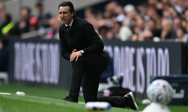 Emery và các học trò gặp đối thủ khó chơi. (Ảnh: EPA Images)