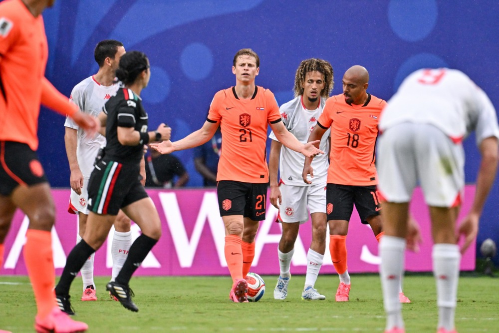 Ảnh bài viết Chelsea sẵn sàng chi hơn 50 triệu bảng mua De Jong