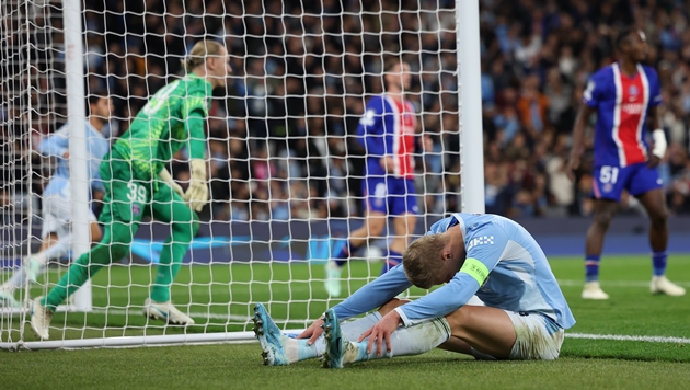 Một mình Erling Haaland là không đủ để Manchester City giành điểm. Ảnh: EPA/ADAM VAUGHAN