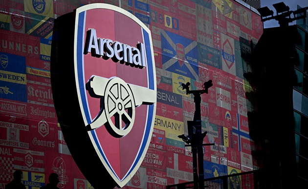 Ảnh bài viết Arsenal lên kế hoạch cắt giảm 60 nhân sự để tái cấu trúc