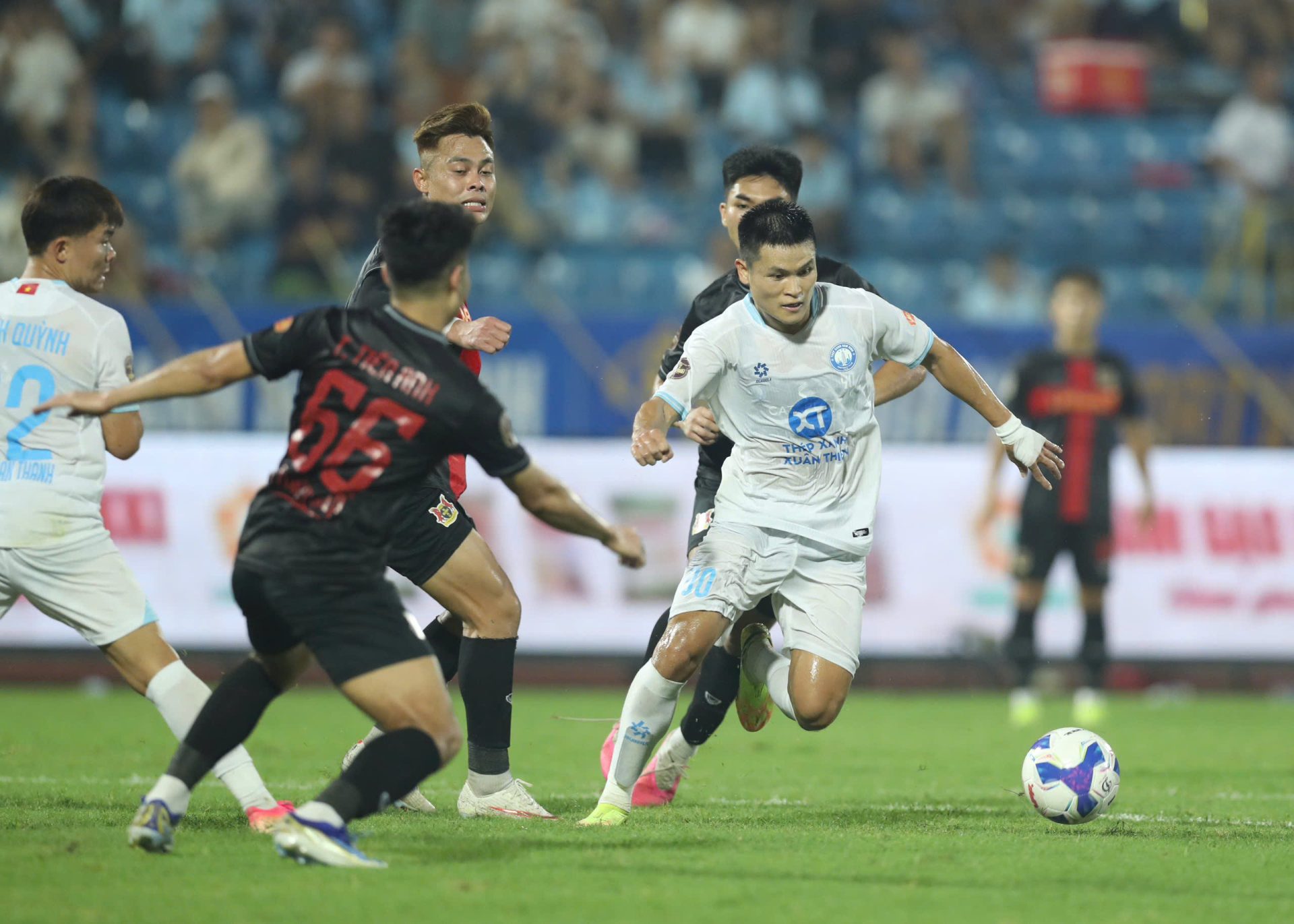 Ảnh bài viết Soi trận Thanh Hóa vs Nam Định: Thử lửa bản lĩnh